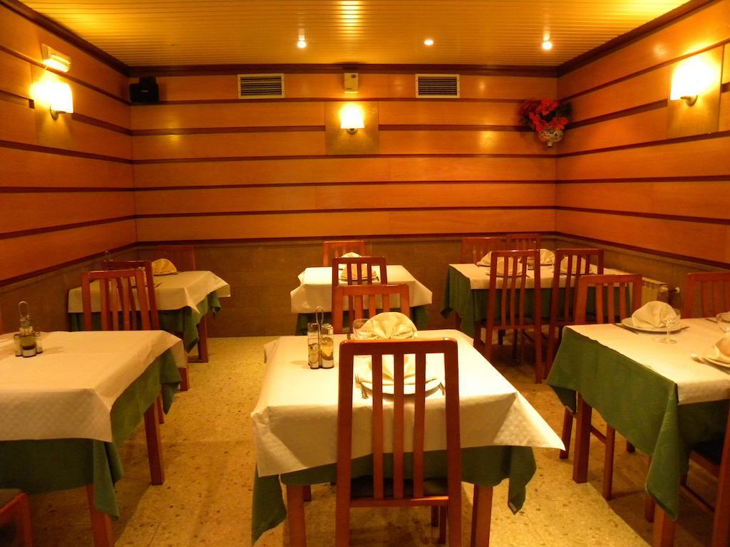 Hotel Restaurante Casa Fernando Ballota Екстериор снимка